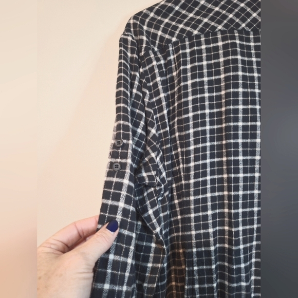BDG Urban Outfitters Large black white plaid flannel longsleeve t-shirt dress - Picture 7 of 7